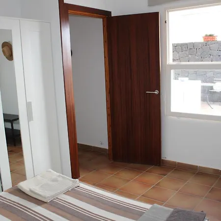 Casa Bom * Tahiche